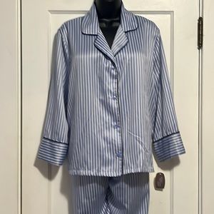 Secret Treasures Pajama Set NEW